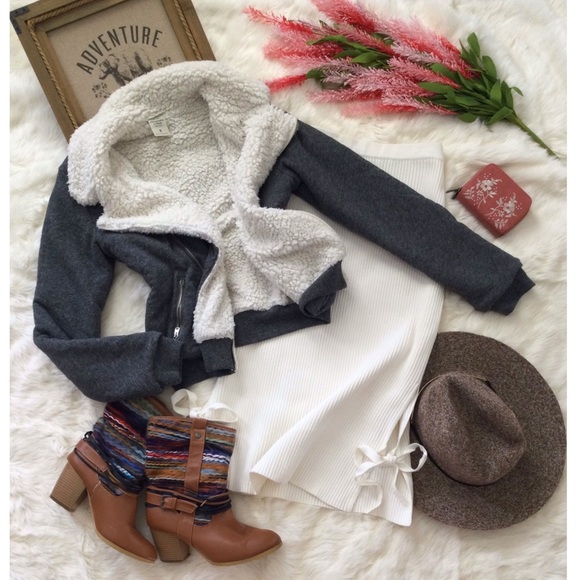 SOLD🚫Abercrombie & Fitch Iron Range Sherpa - Picture 6 of 12